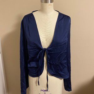 Lauren Elizabeth (XLE) Tie Front Top in Navy